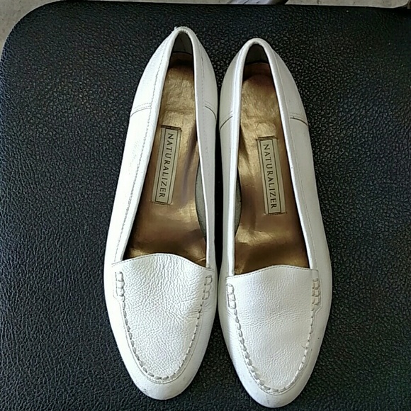 naturalizer white flats